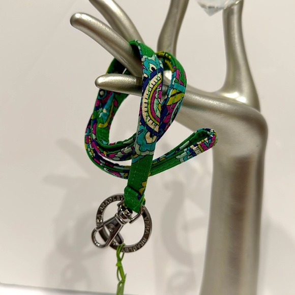 Vera Bradley Lanyard Emerald Paisley - Picture 1 of 5